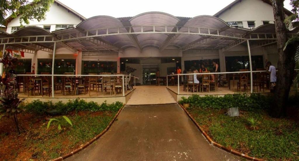 Hotel Agua Das Araras Paraguacu Paulista Exteriör bild