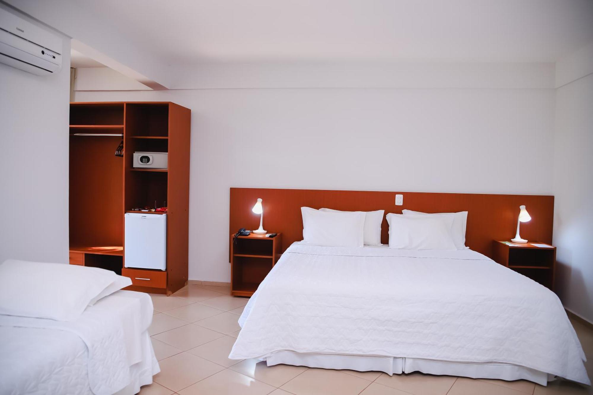 Hotel Agua Das Araras Paraguacu Paulista Rum bild