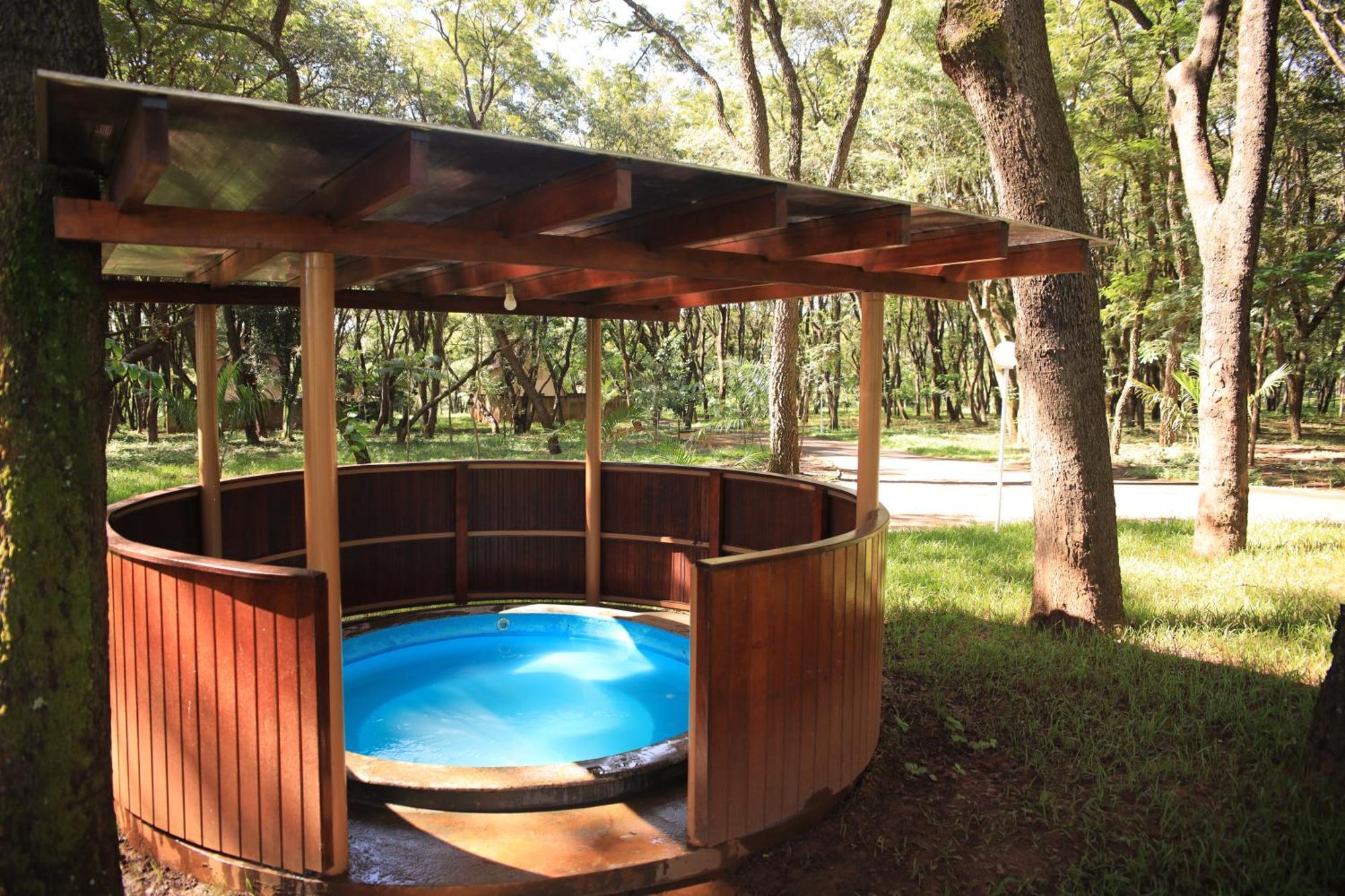 Hotel Agua Das Araras Paraguacu Paulista Exteriör bild