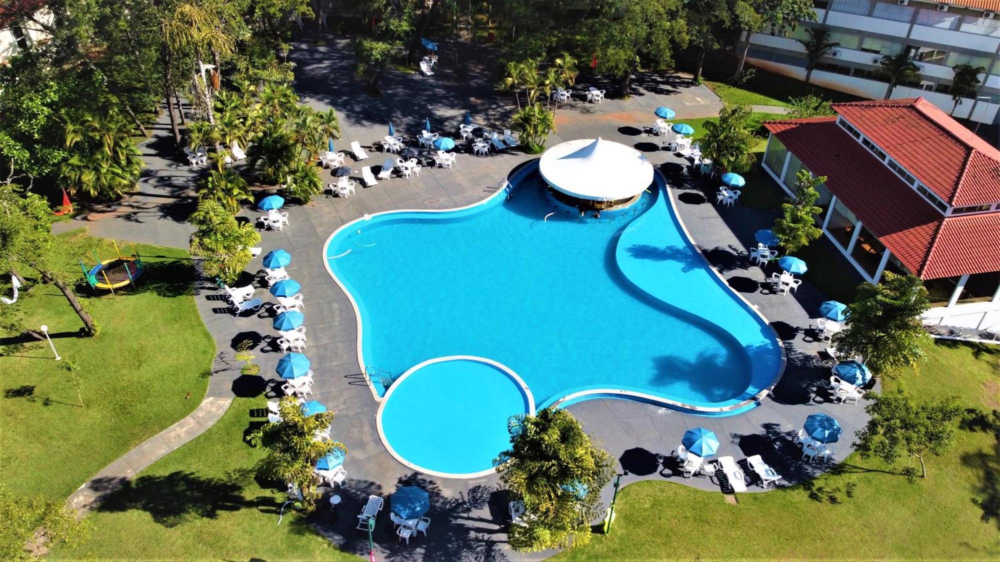 Hotel Agua Das Araras Paraguacu Paulista Exteriör bild