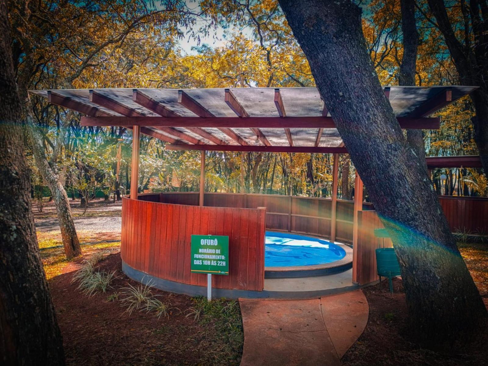 Hotel Agua Das Araras Paraguacu Paulista Exteriör bild